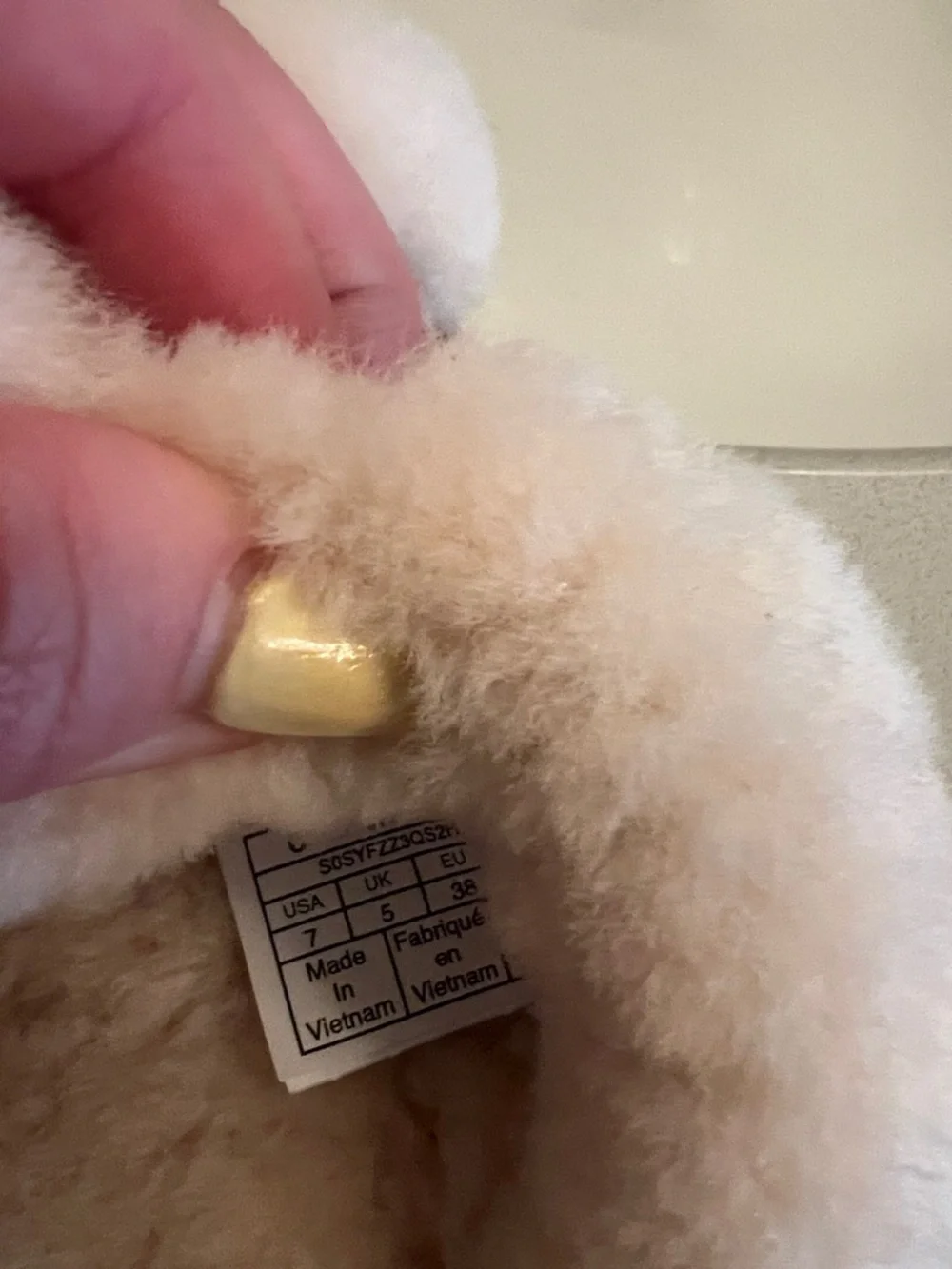 UGG Women's Fluff Crossband Slide - Natural Cream - Picture 3 of 3